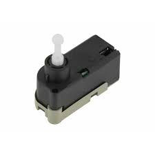 MOTORAS REGLARE FAR , NISSAN NAVARA D22 2001,2002,2003,2004,2005,2006,2007,2008,2009,2010