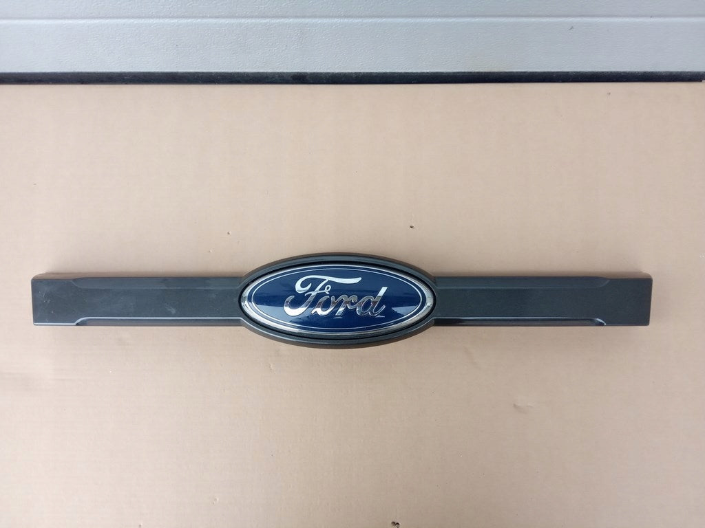 EMBLEMA GRILA RADIATOR , FORD RANGER 2015,2016,2017,2018,2019