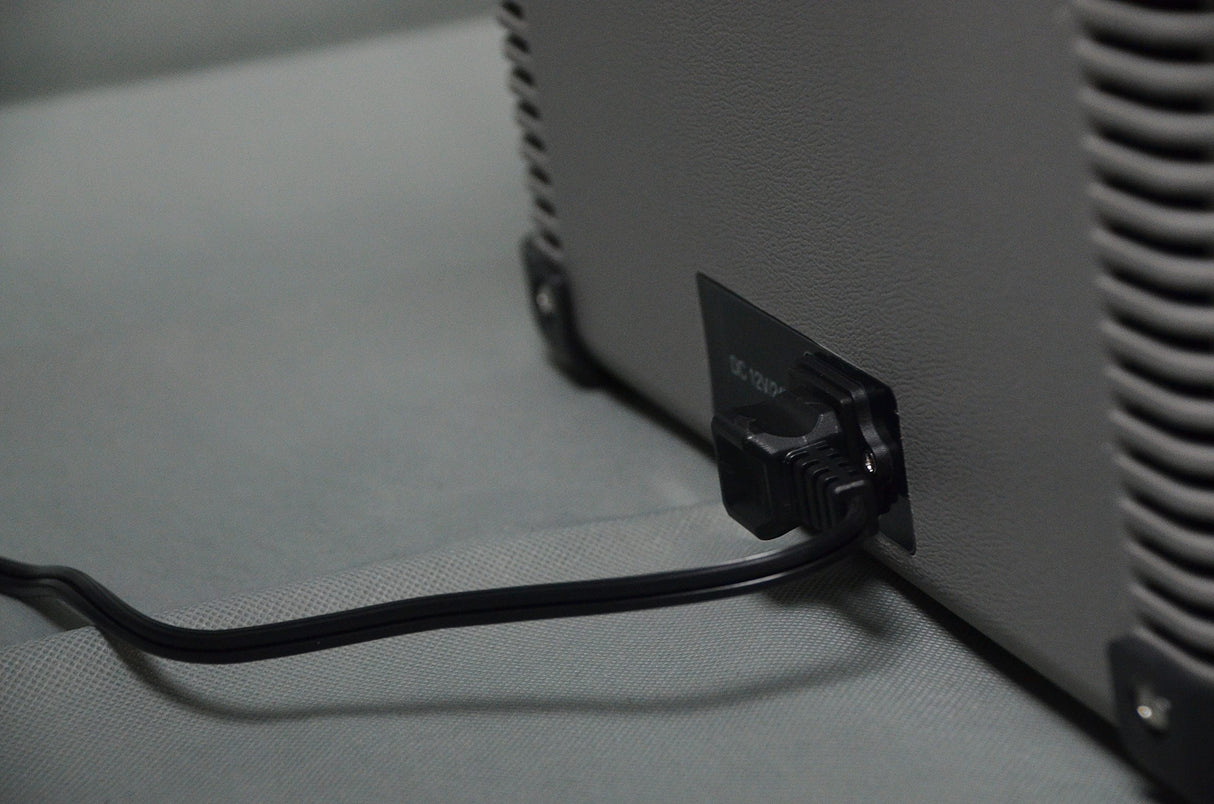 Frigider auto Overlander pentru camping 45l