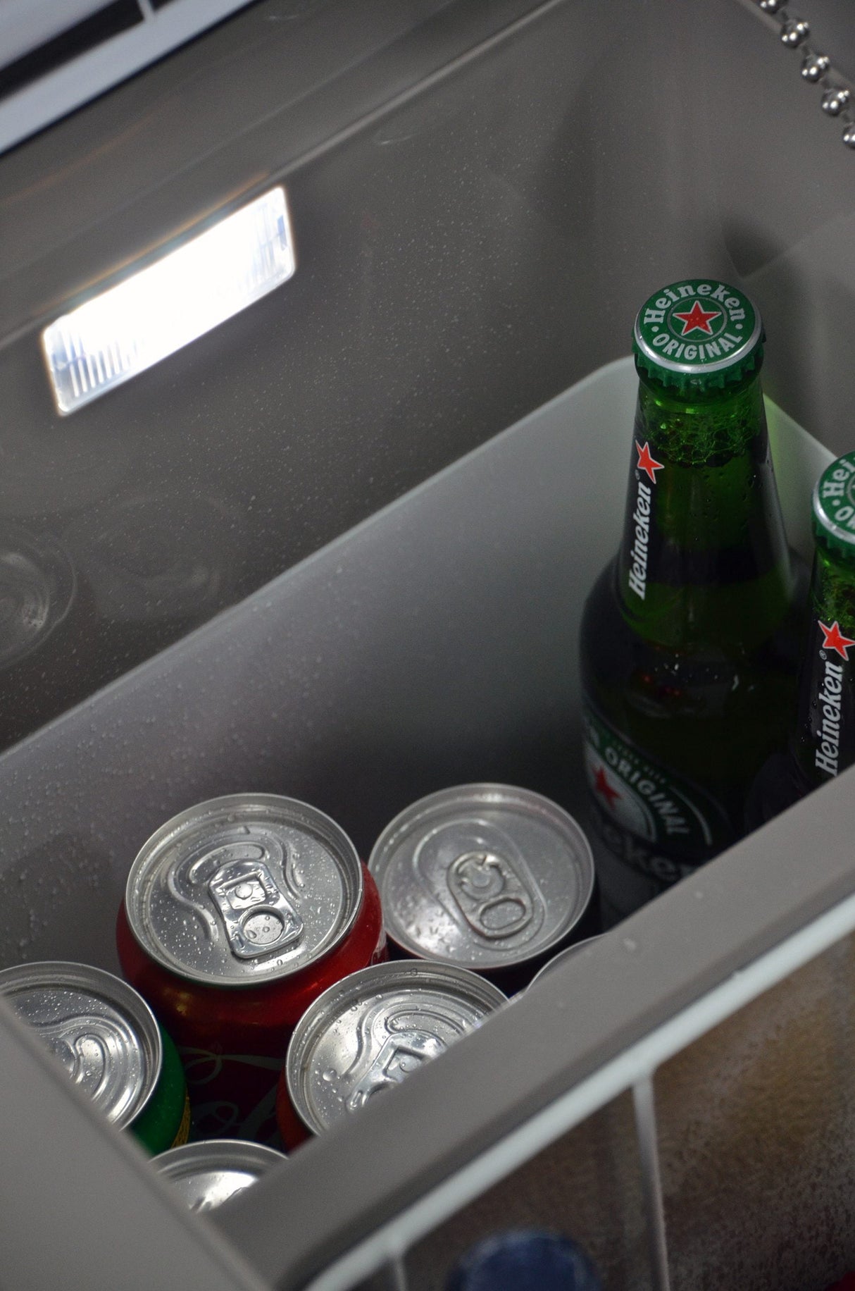 Frigider auto Overlander pentru camping 55l