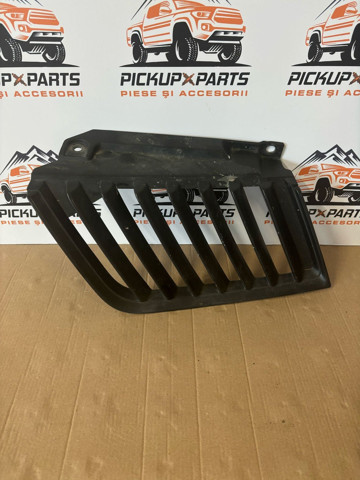 GRILA RADIATOR NEAGRA MITSUBISHI L200 2006, 2007, 2008, 2009, 2010, 2011, 2012, 2013, 2014