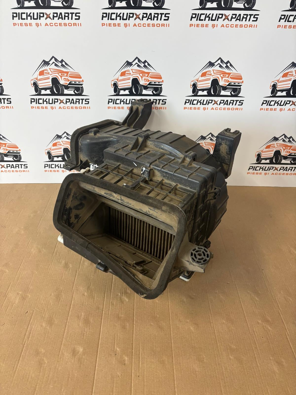 CARCASA CALORIFER HABITACLU MITSUBISHI L200 2006, 2007, 2008, 2009, 2010, 2011, 2012, 2013, 2014