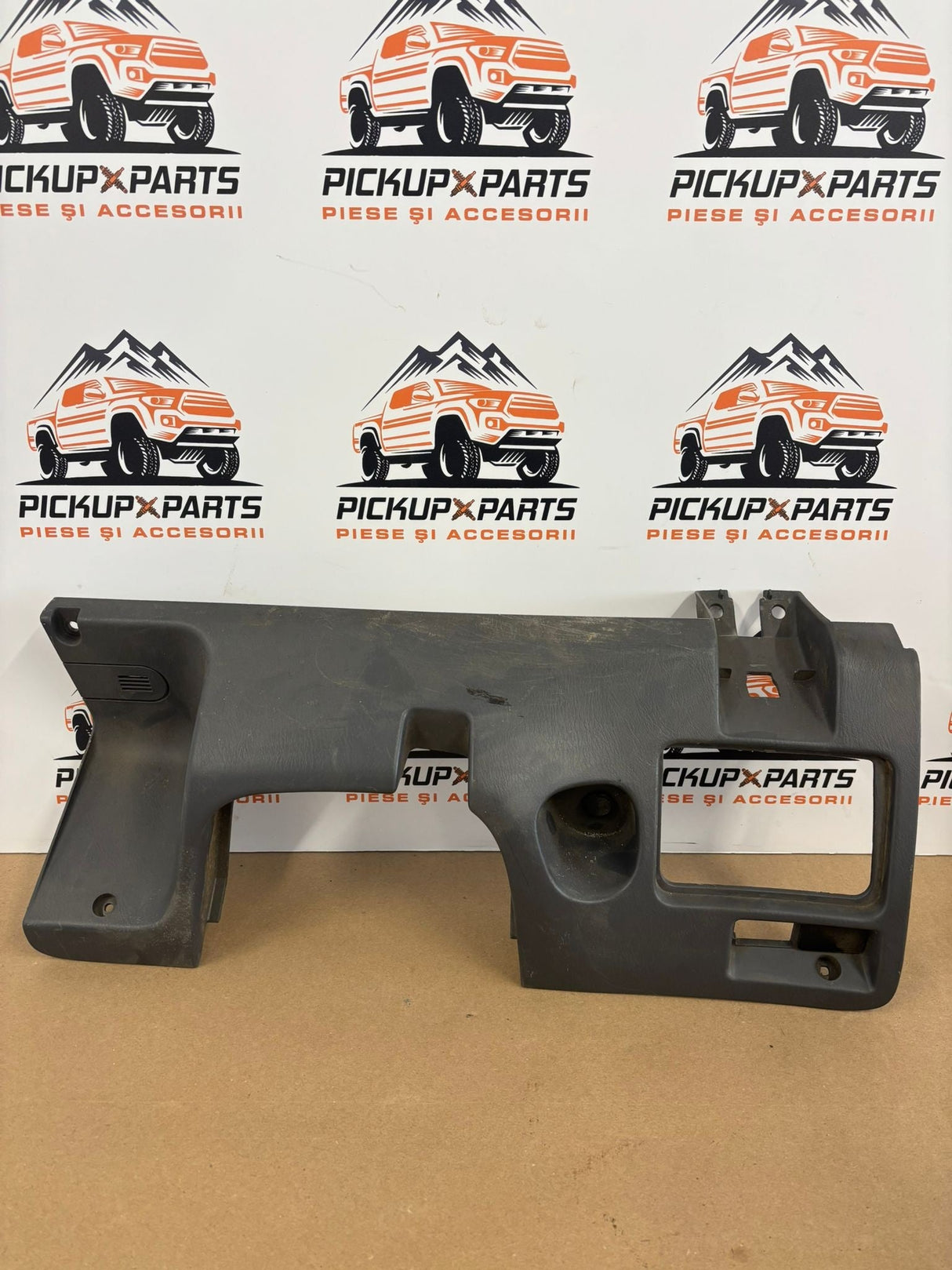 ORNAMENT BORD NISSAN NAVARA D22 2001, 2002, 2003, 2004, 2005, 2006, 2007, 2008, 2009, 2010, 2011