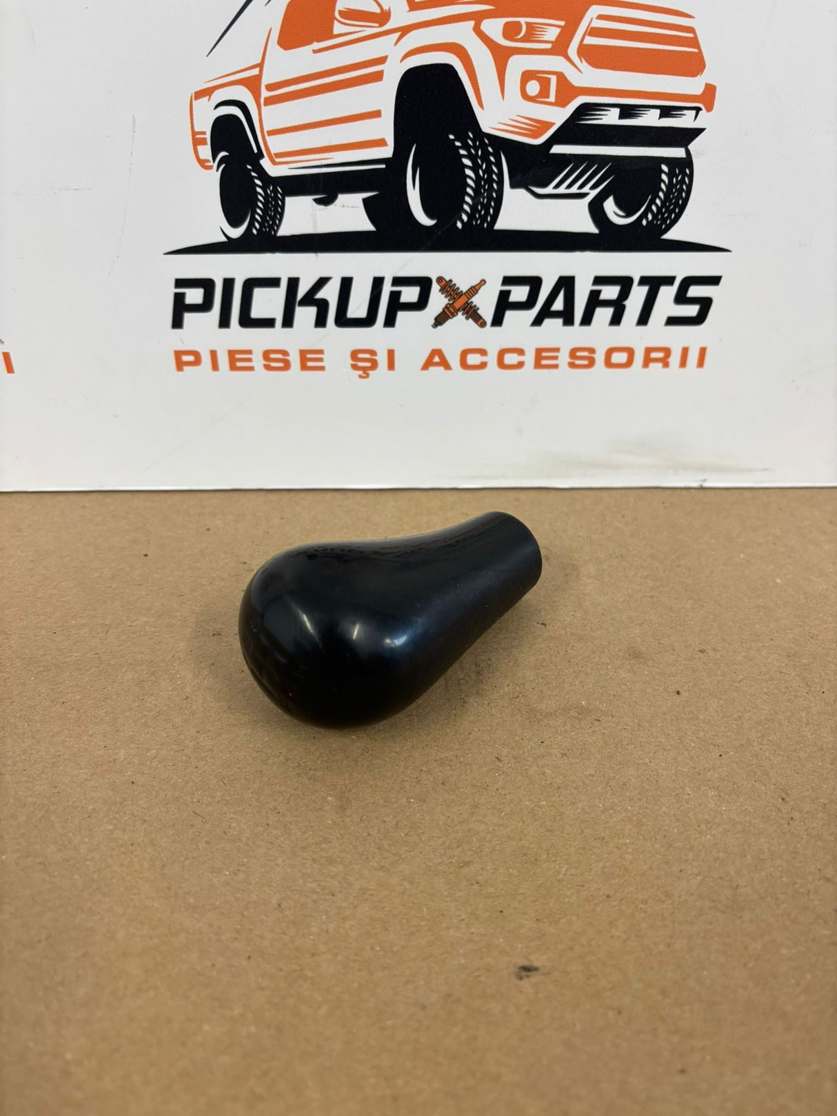 NUCA MANETA SCHIMBATOR NISSAN NAVARA D22 2001, 2002, 2003, 2004, 2005, 2006, 2007, 2008, 2009, 2010, 2011