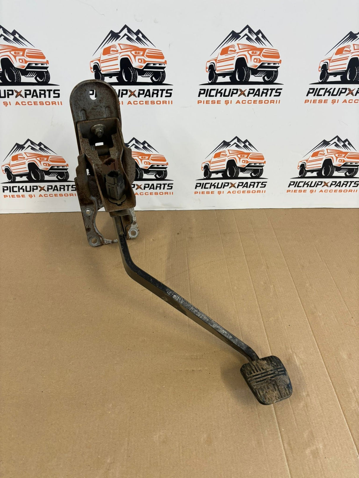 PEDALA FRANA NISSAN NAVARA D40 2005, 2006, 2007, 2008, 2009, 2010, 2011, 2012, 2013, 2014, 2015