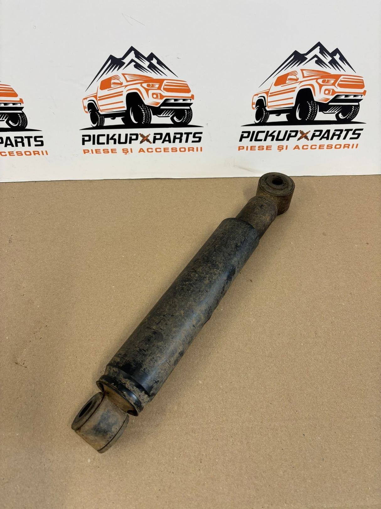 AMORTIZOR SPATE NISSAN NAVARA D40 2005, 2006, 2007, 2008, 2009, 2010, 2011, 2012, 2013, 2014, 2015