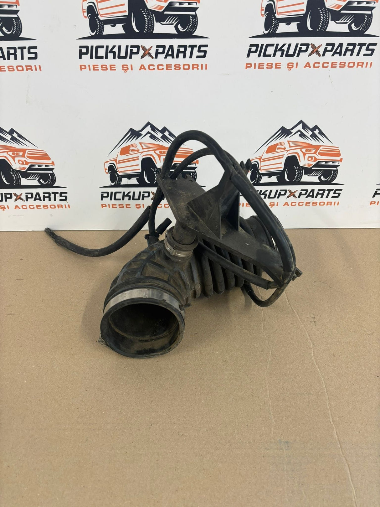 FURTUN FILTRU AER NISSAN NAVARA D40 2005, 2006, 2007, 2008, 2009, 2010, 2011, 2012, 2013, 2014, 2015