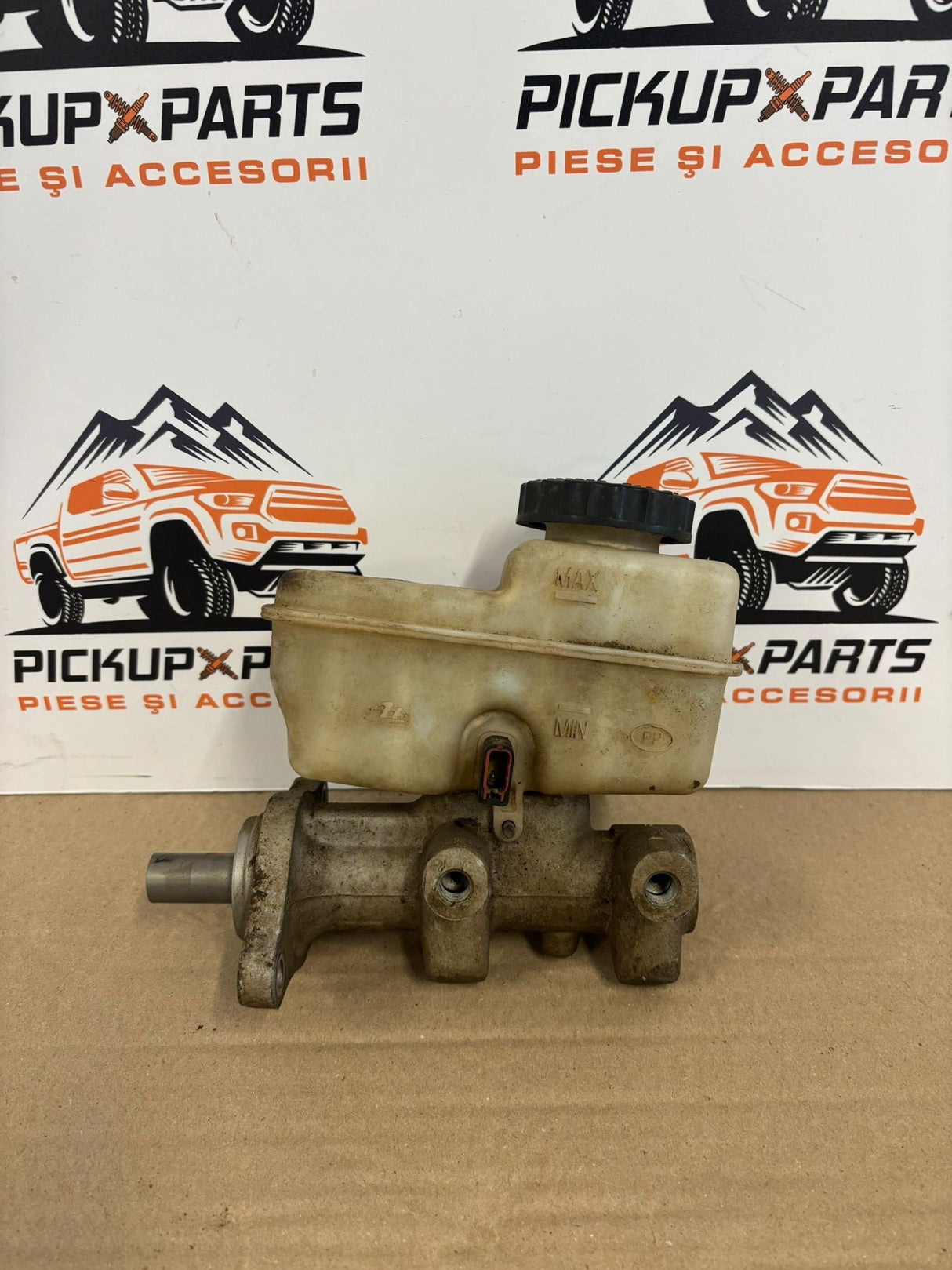 POMPA FRANA NISSAN NAVARA D40 2005, 2006, 2007, 2008, 2009, 2010, 2011, 2012, 2013, 2014, 2015