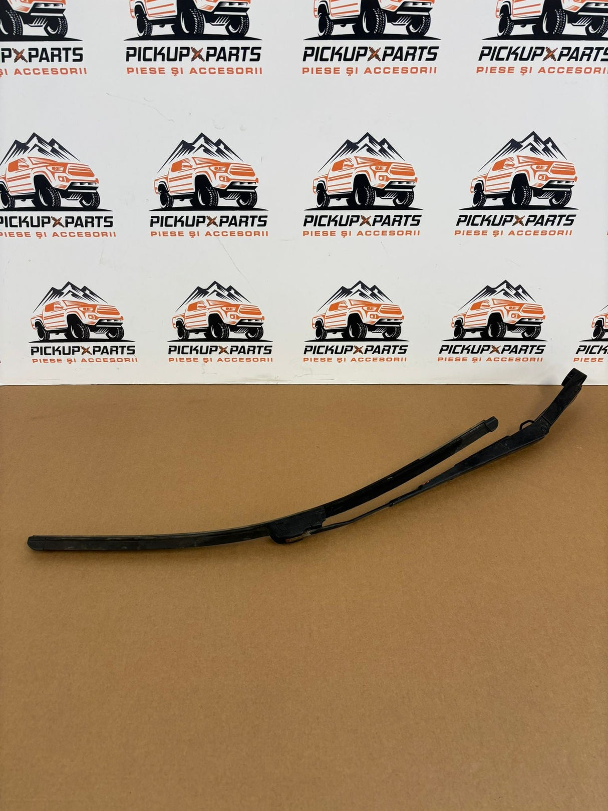 STERGATOR PARBRIZ NISSAN NAVARA D40 2005, 2006, 2007, 2008, 2009, 2010, 2011, 2012, 2013, 2014, 2015