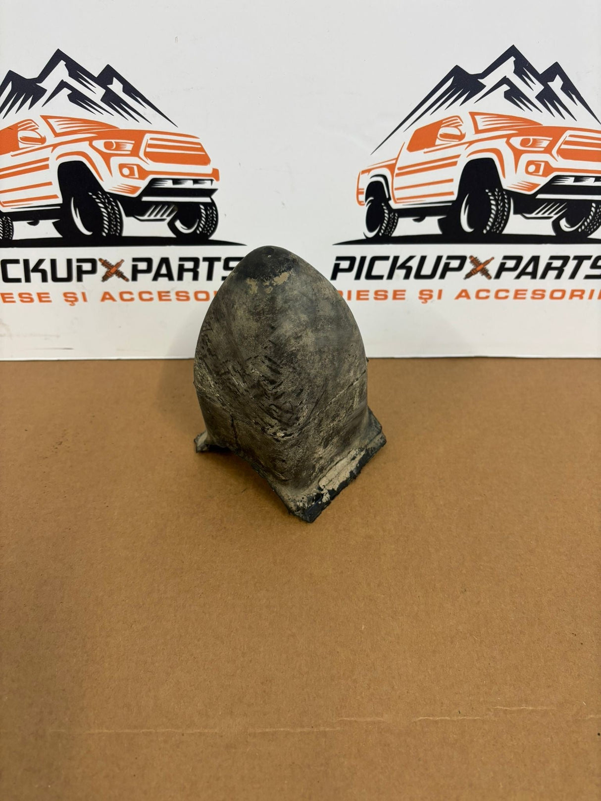 TAMPON PUNTE SPATE MITSUBISHI L200 1999, 2000, 2001, 2002, 2003, 2004, 2005, 2006