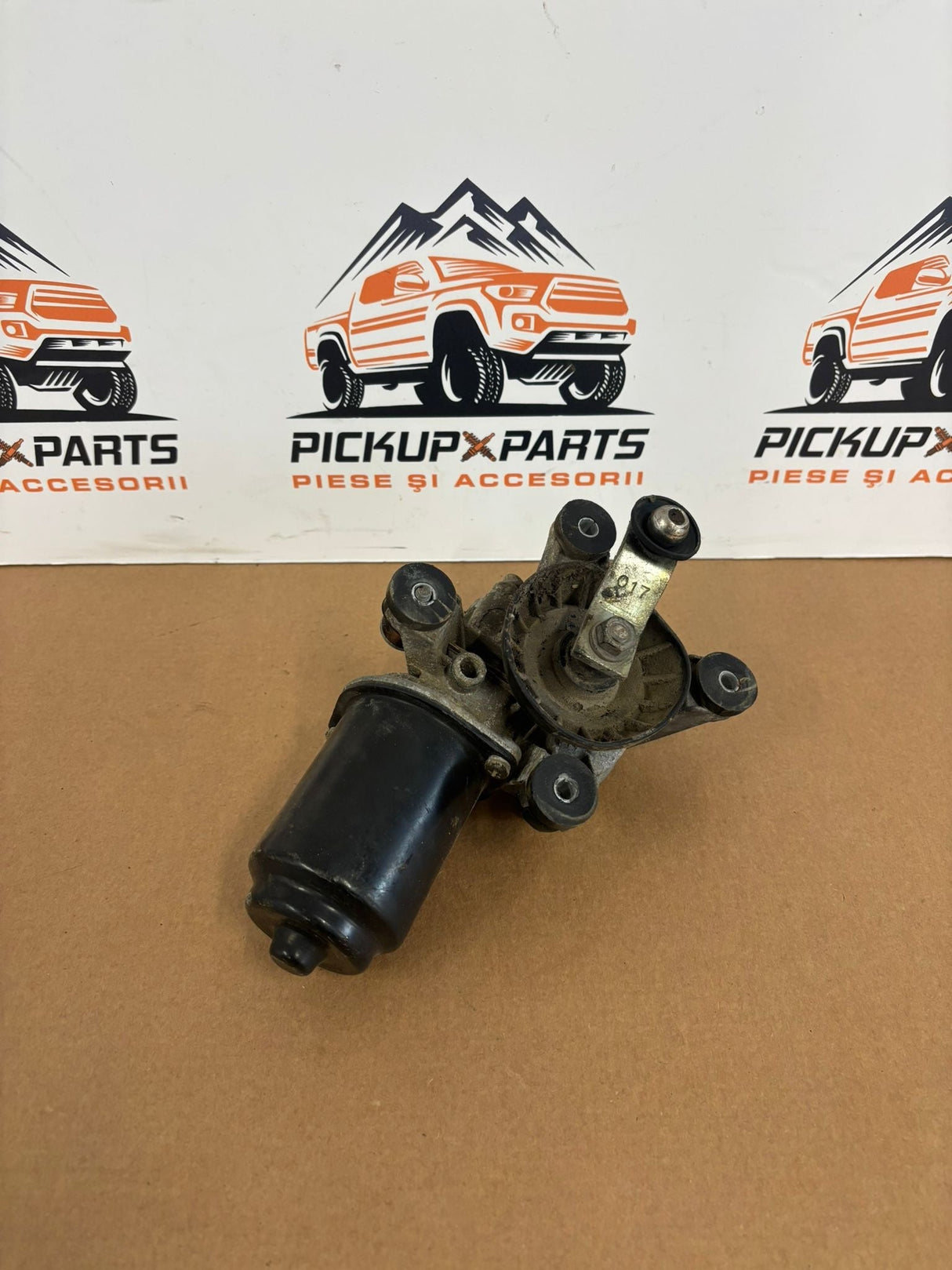 MOTORAS STERGATOR MITSUBISHI L200 1999, 2000, 2001, 2002, 2003, 2004, 2005, 2006