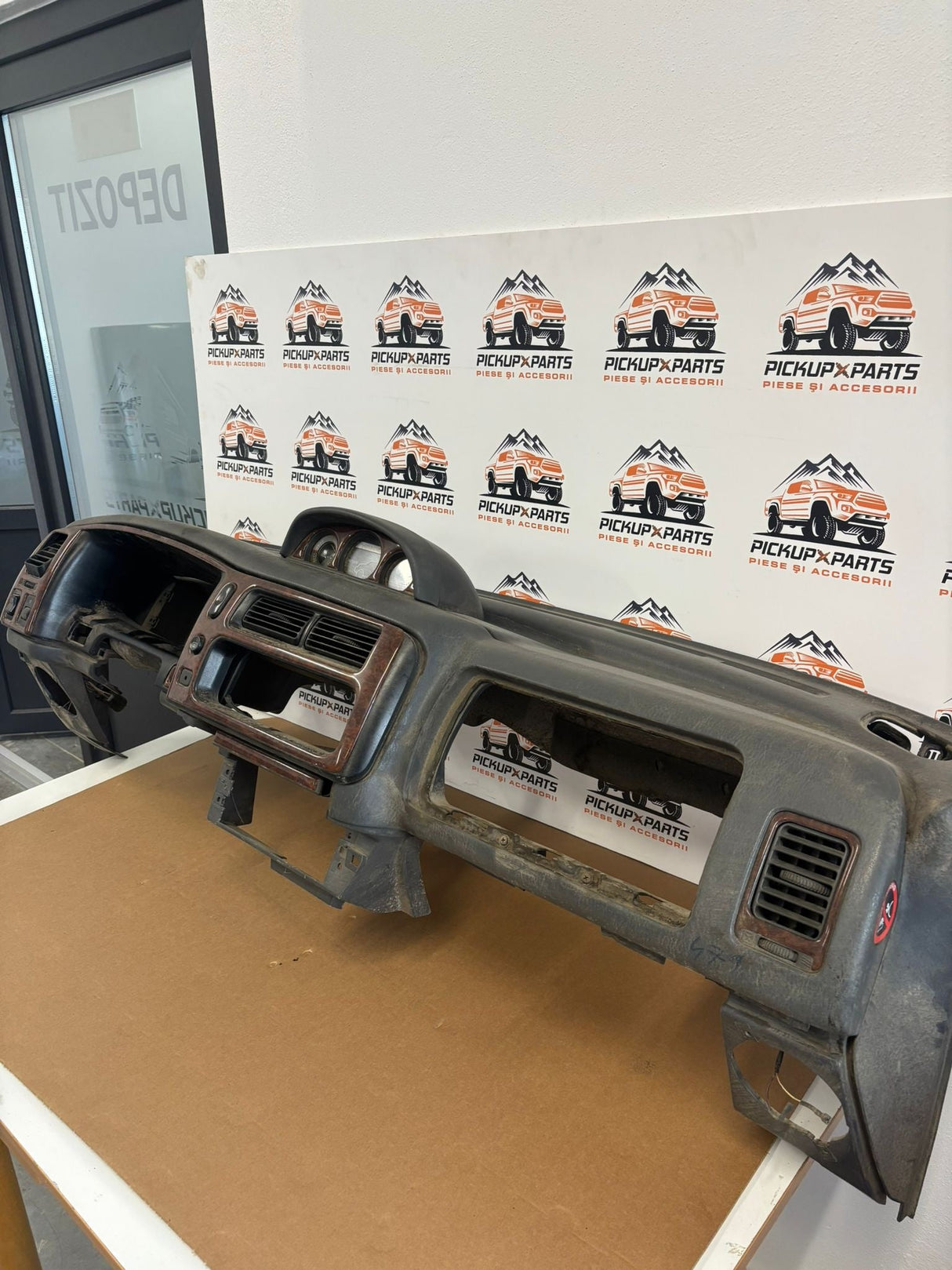 PLANSA BORD MITSUBISHI L200 1999, 2000, 2001, 2002, 2003, 2004, 2005, 2006