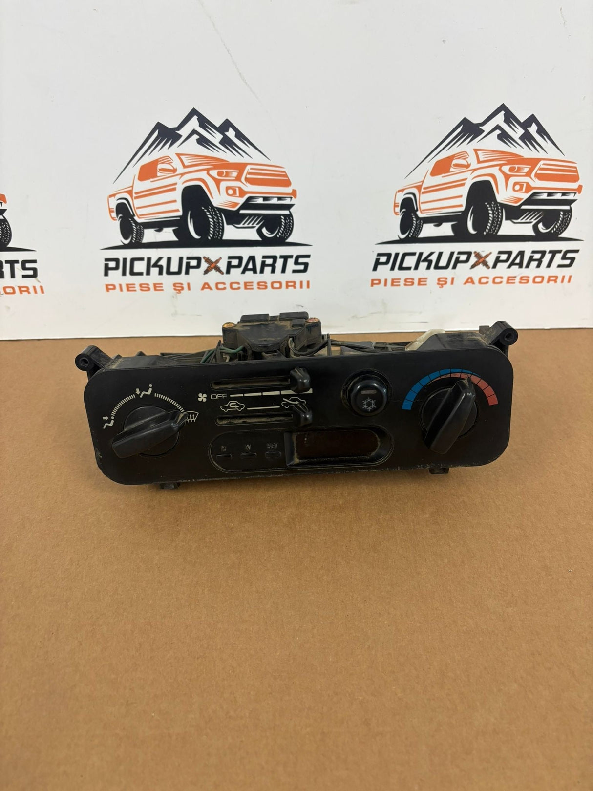 PANOU CLIMA MITSUBISHI L200 1999, 2000, 2001, 2002, 2003, 2004, 2005, 2006