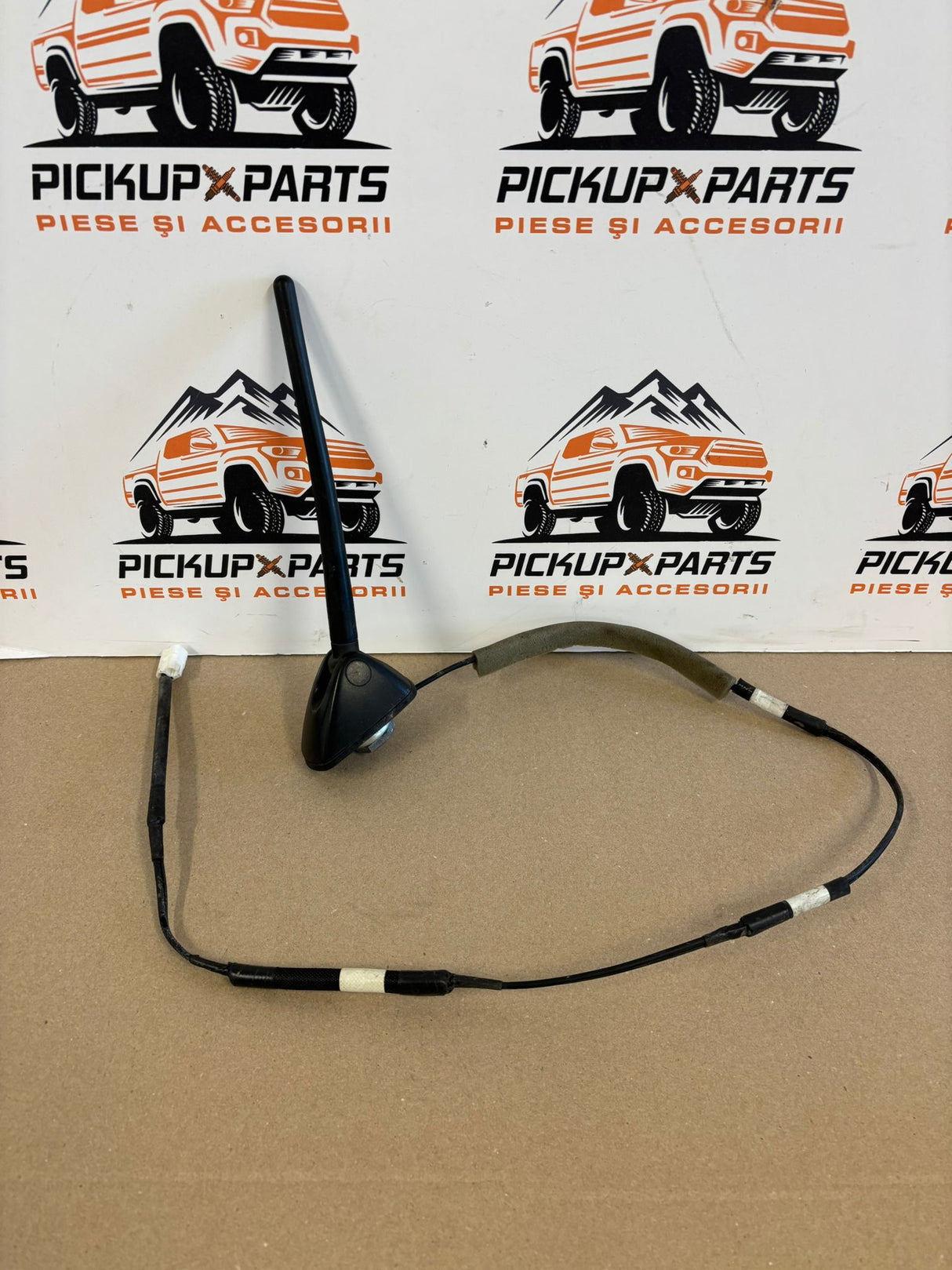 ANTENA TOYOTA HILUX 2005, 2006, 2007, 2008, 2009, 2010, 2011, 2012, 2013, 2014, 2015