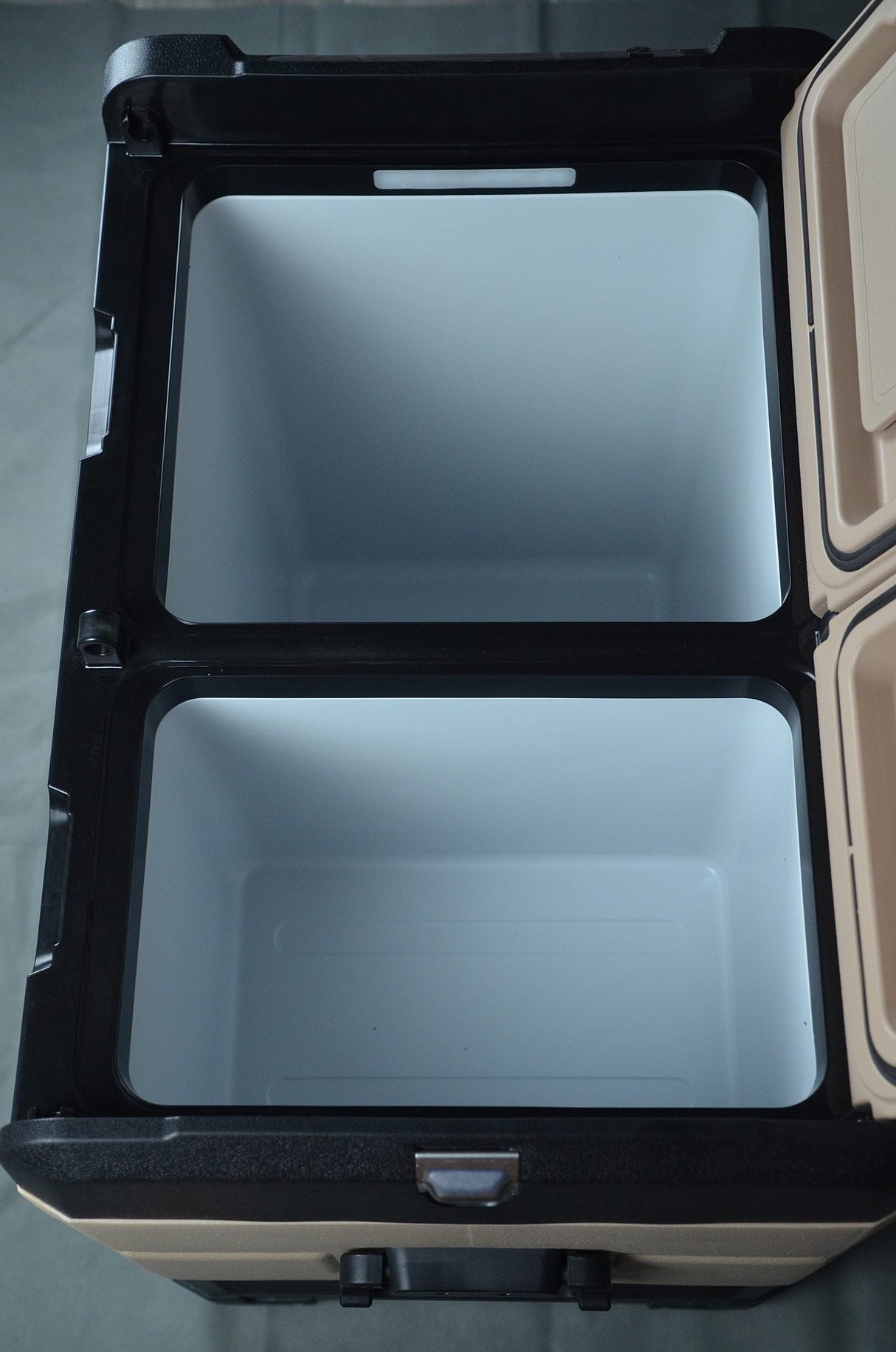 Frigider + congelator auto Overlander pentru camping 55l