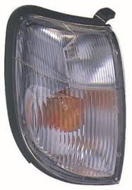 Semnalizator , Stanga/Dreapta , Nissan Navara D22 1998,1999,2000,2001 pentru pickup 4x4