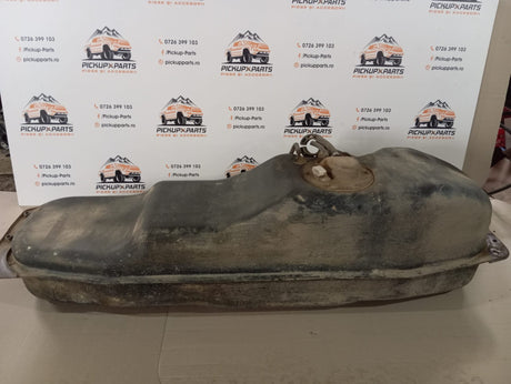 Rezervor Combustibil Nissan Navara D22 2001,2002,2003,2004,2005,2006,2007,2008,2009,2010 pentru pickup 4x4