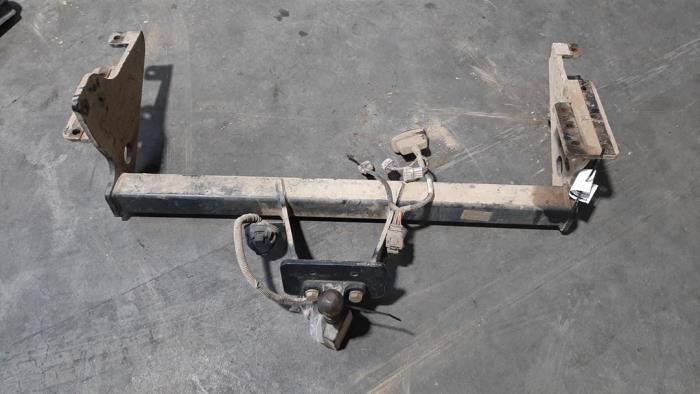 CARLIG REMORCARE NISSAN NAVARA D40 06-14 SH 2005,2006,2007,2008,2009,2010