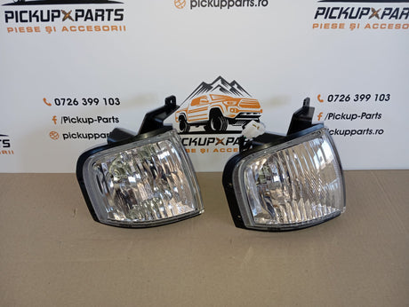 Semnalizare Stanga /Dreapta Mazda B2500 1999,2000,2001,2002,2003 pentru pickup 4x4