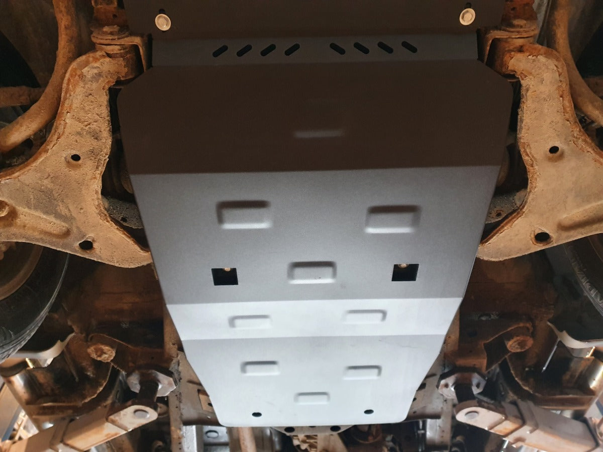 Scut motor metalic Mitsubishi L200 2015->