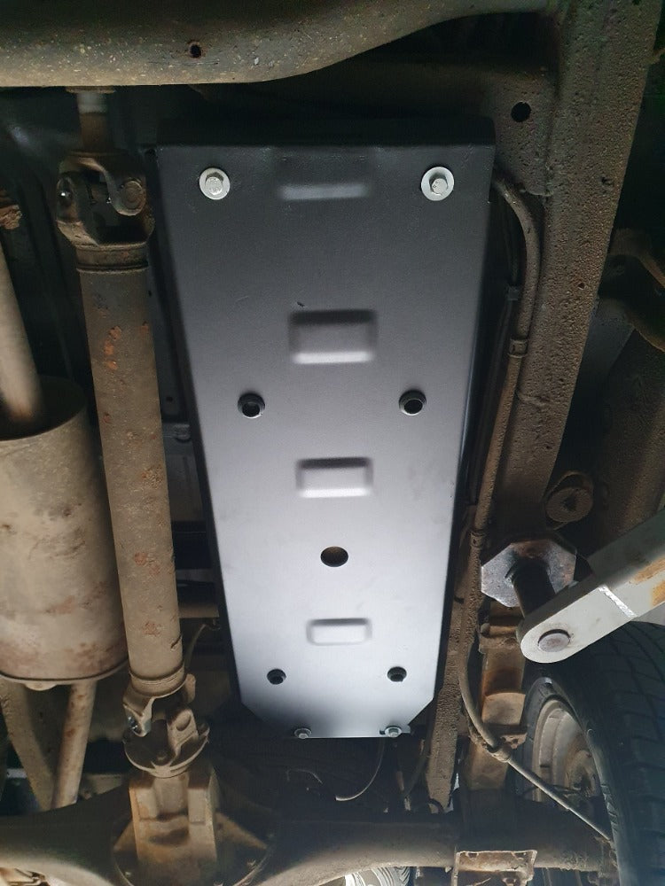 Scut rezervor Mitsubishi L 200 2015->