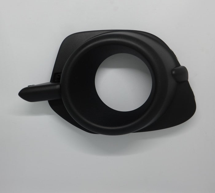 GRILA PROIECTOR , 2014- , STANGA/DREAPTA , MITSUBISHI L200 2010,2011,2012,2013,2014,2015