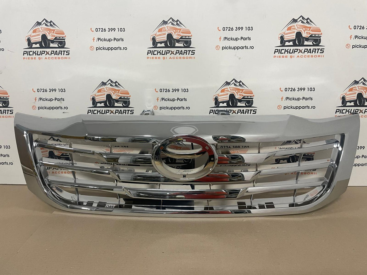 GRILA RADIATOR , TOYOTA HILUX 2012,2013,2014,2015