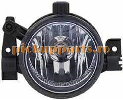 PROIECTOR , STANGA/DREAPTA , TOYOTA HILUX 2012,2013,2014,2015
