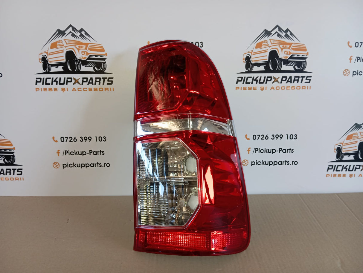 Stop , Stanga/Dreapta  , Toyota Hilux 2012,2013,2014,2015 pentru pickup 4x4