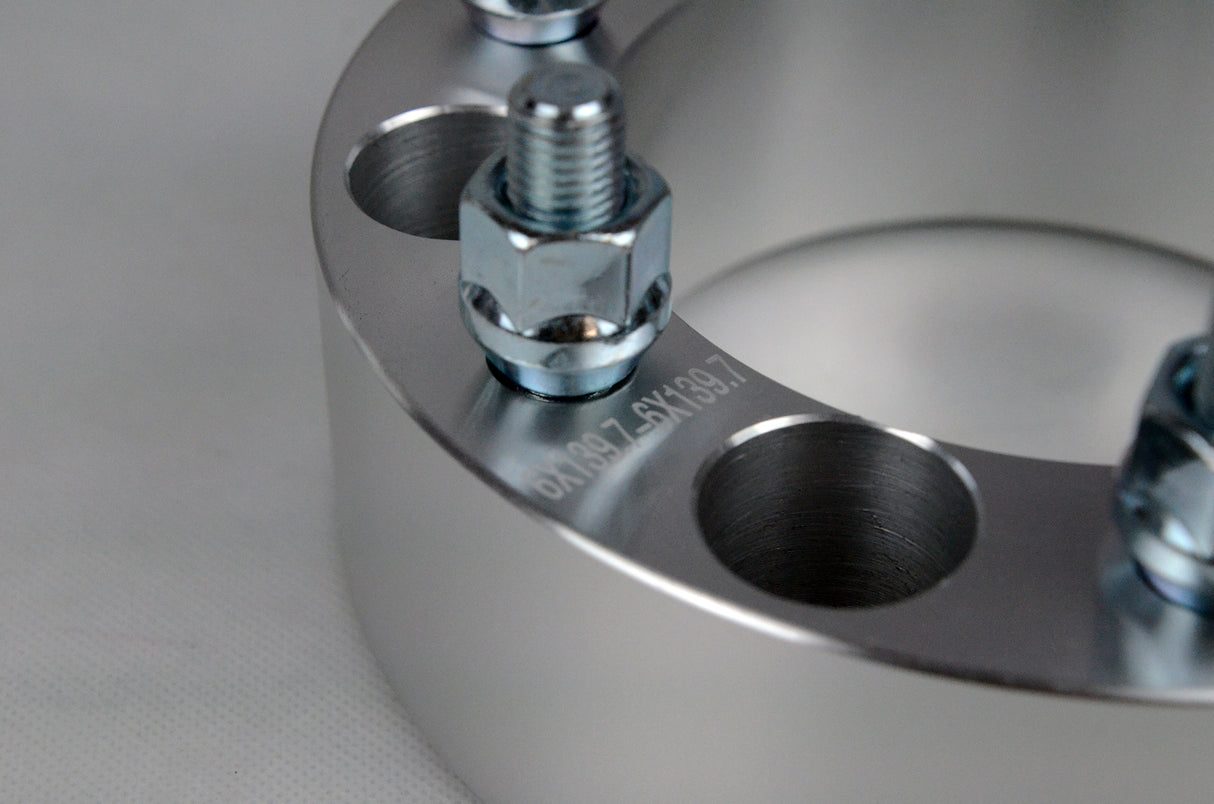 OFM104 Flanse Distantiere 50mm 6x139,7 M12x1,50mm  Mitsubishi L200 , Toyota Hilux