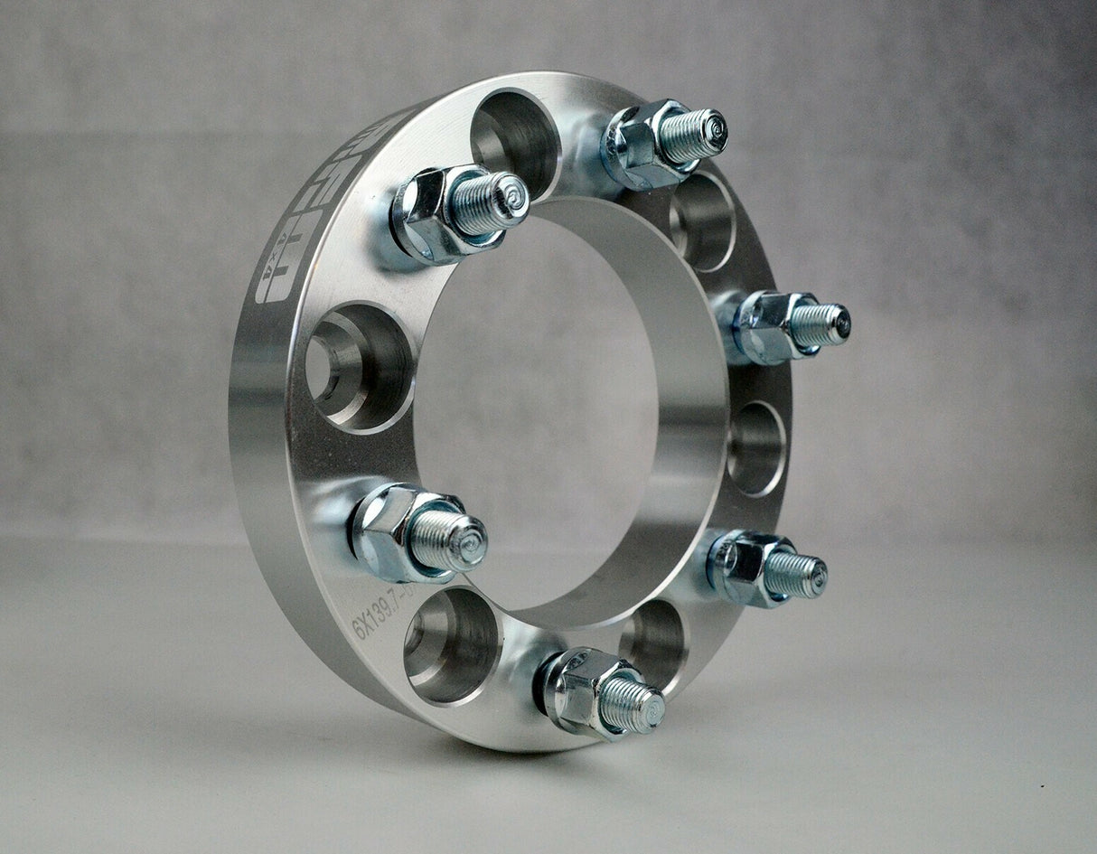 OFM106 Flanse Distantiere 30mm 6x139,7 1,25mm CB110 Nissan, Ford