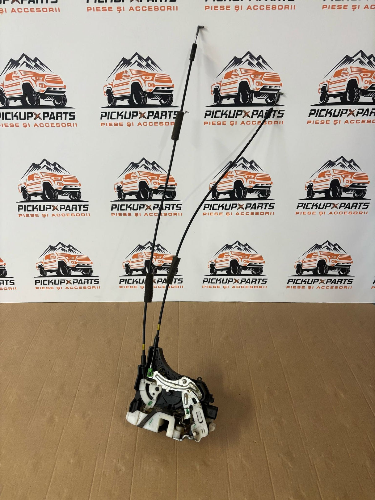 BROASCA USA MITSUBISHI L200 2006, 2007, 2008, 2009, 2010, 2011, 2012, 2013, 2014