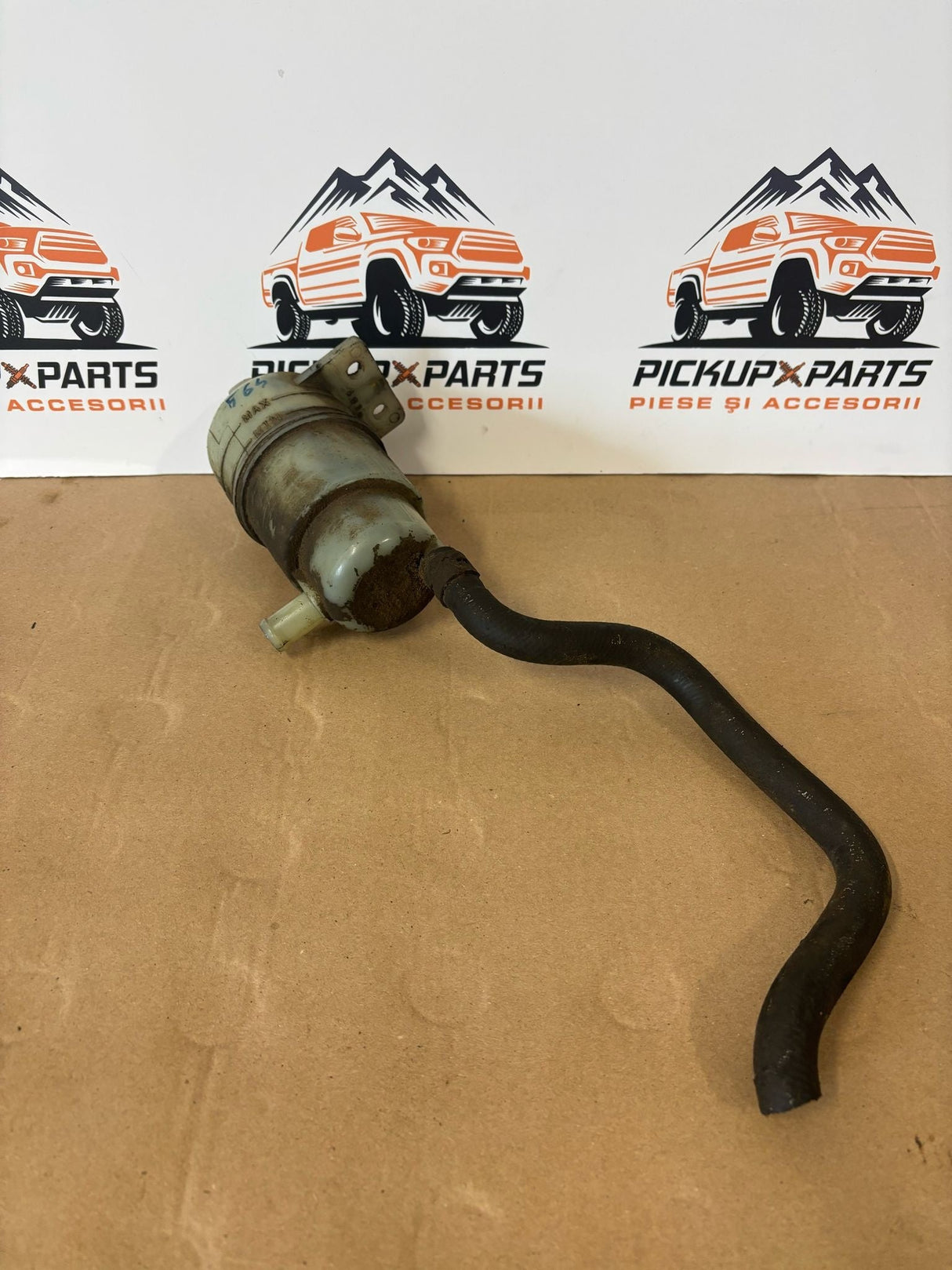 VAS REZERVOR LICHID SERVO MITSUBISHI L200 2006, 2007, 2008, 2009, 2010, 2011, 2012, 2013, 2014
