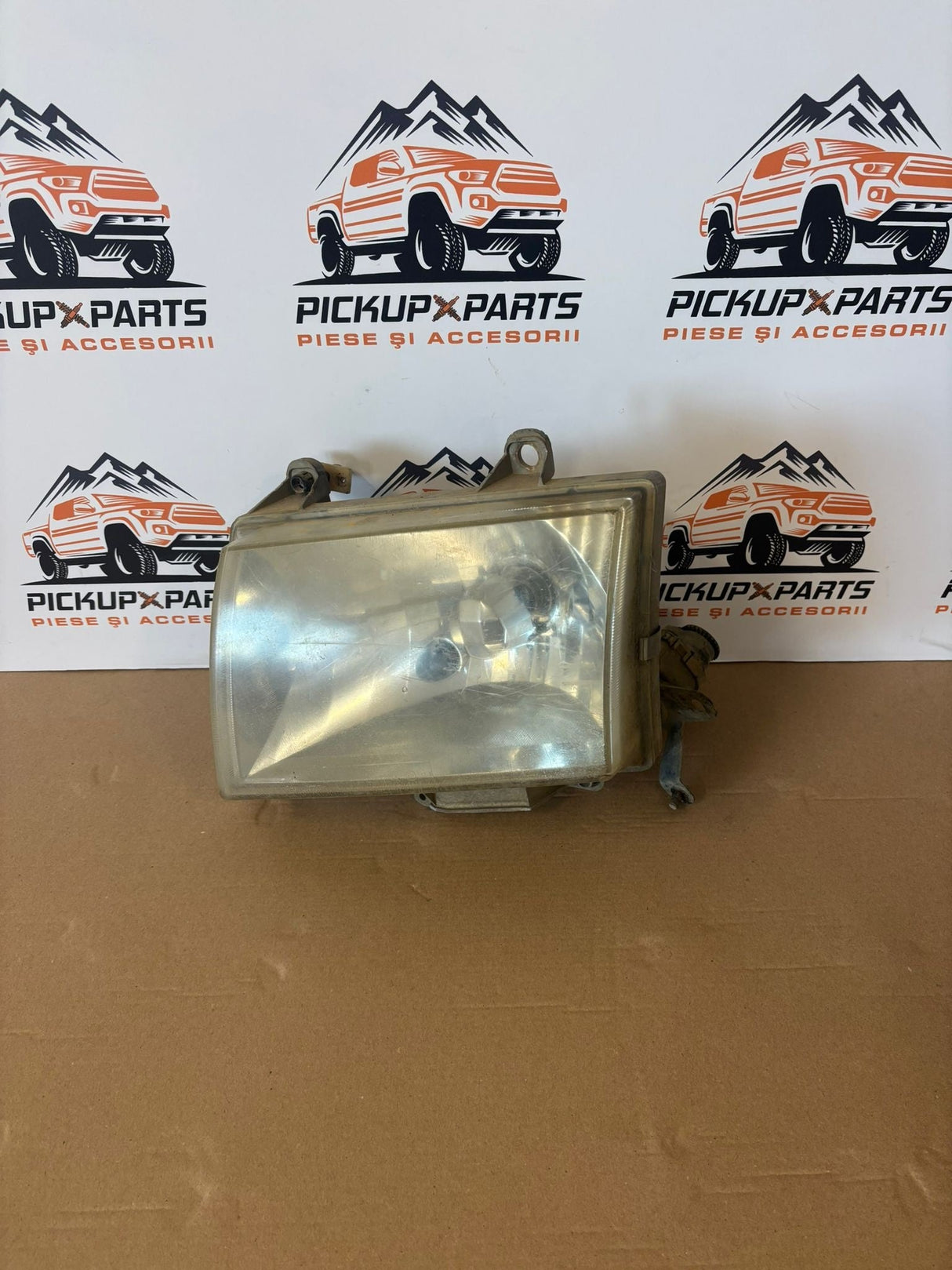 FAR STANGA/DREAPTA FORD RANGER 2003, 2004, 2005, 2006