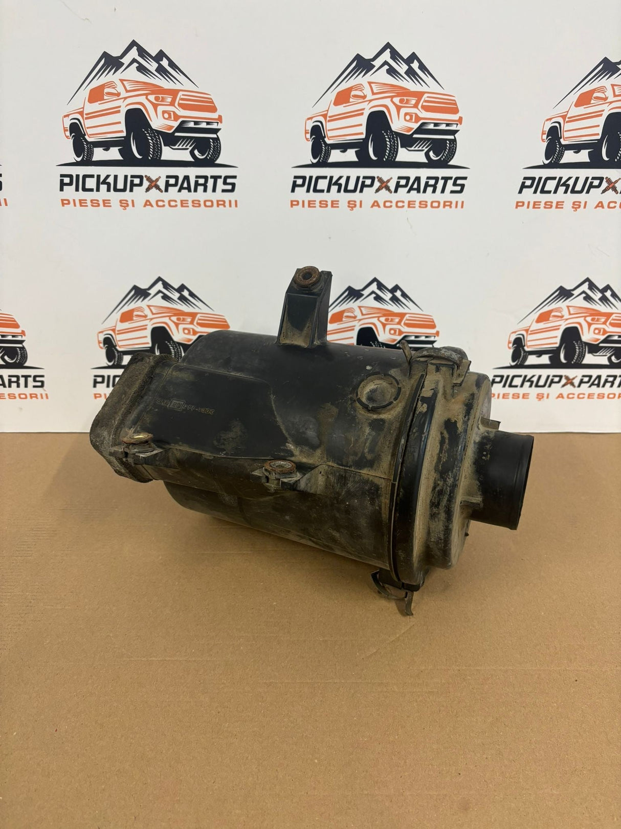 CARCASA FILTRU AER NISSAN NAVARA D22 2001, 2002, 2003, 2004, 2005, 2006, 2007, 2008, 2009, 2010, 2011