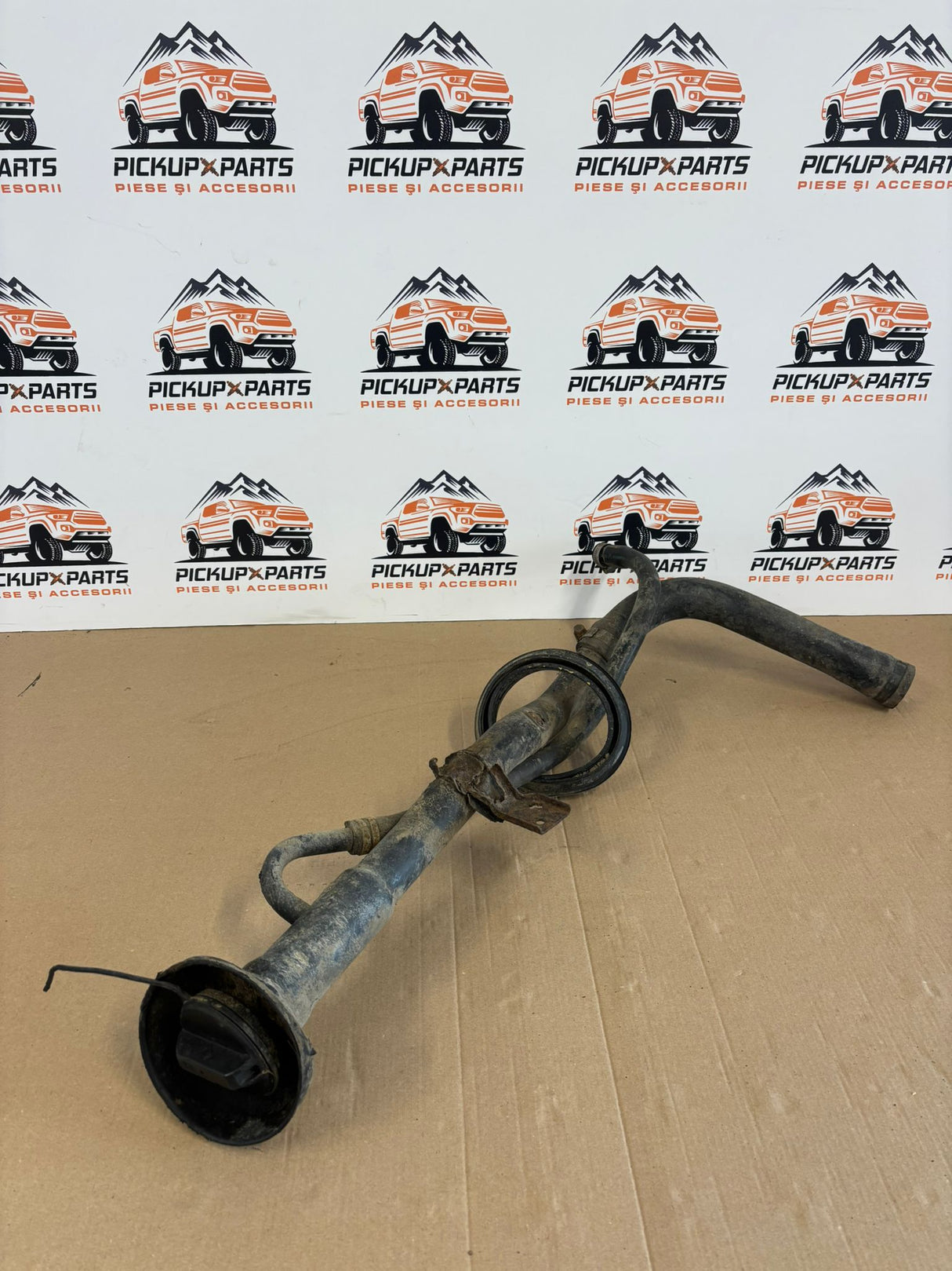 GAT REZERVOR NISSAN NAVARA D40 2005, 2006, 2007, 2008, 2009, 2010, 2011, 2012, 2013, 2014, 2015