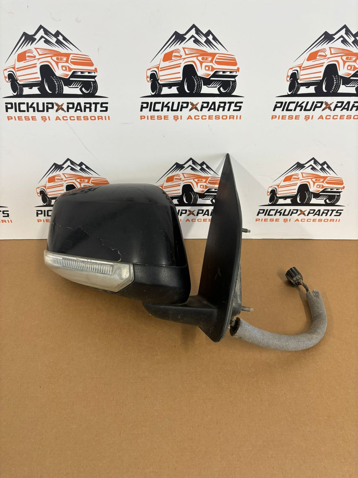 OGLINDA NEAGRA, ELECTRICA CU SEMNALIZARE STANGA/DREAPTA NISSAN NAVARA D40 2005, 2006, 2007, 2008, 2009, 2010, 2011, 2012, 2013, 2014, 2015