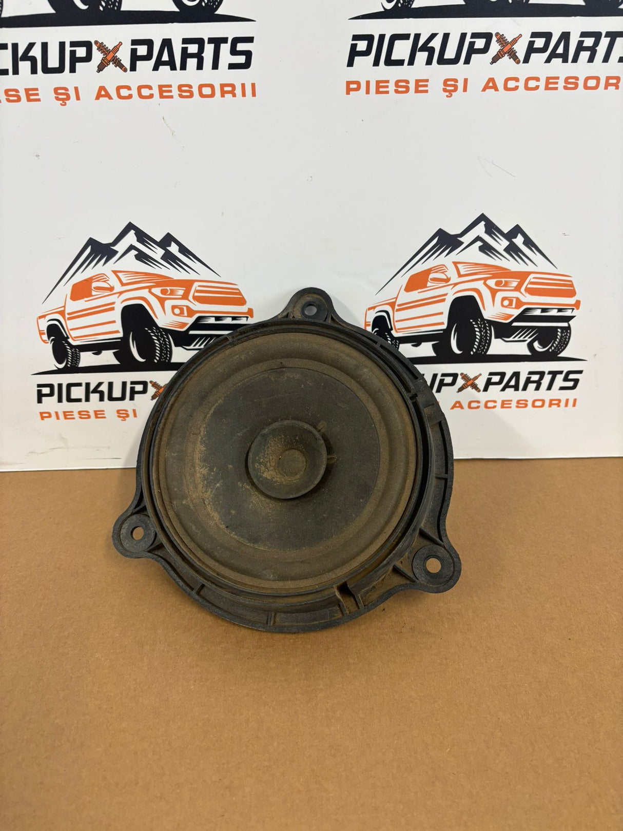 BOXA USA NISSAN NAVARA D40 2005, 2006, 2007, 2008, 2009, 2010, 2011, 2012, 2013, 2014, 2015