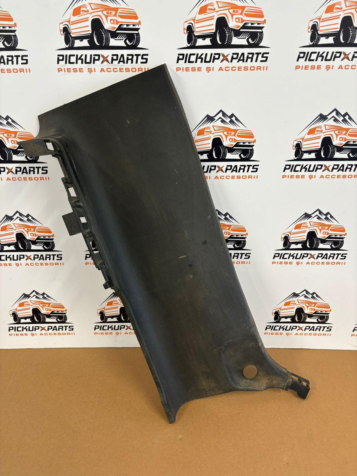 ORNAMENT STALP NISSAN NAVARA D40 2005, 2006, 2007, 2008, 2009, 2010, 2011, 2012, 2013, 2014, 2015