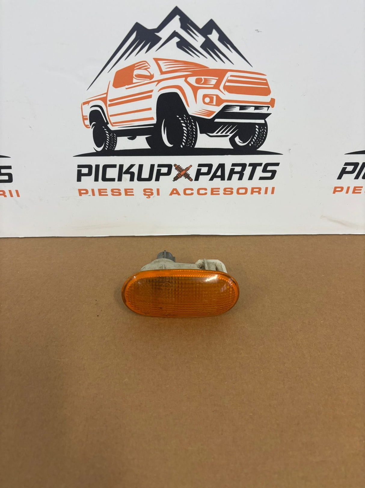 SEMNALIZARE ARIPA PORTOCALIE MITSUBISHI L200 1999, 2000, 2001, 2002, 2003
