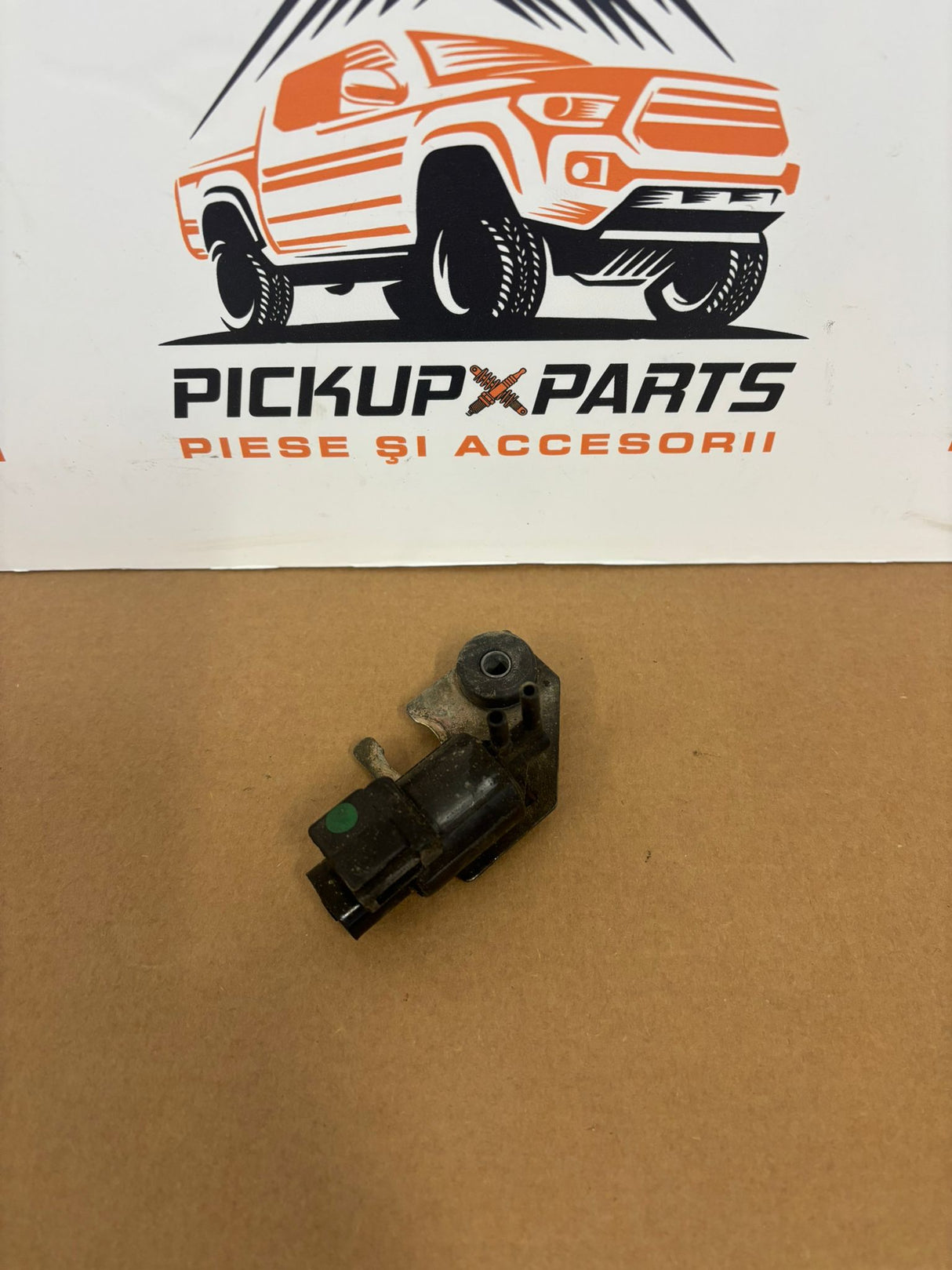 VALVA VACUM MITSUBISHI L200 1999, 2000, 2001, 2002, 2003, 2004, 2005, 2006