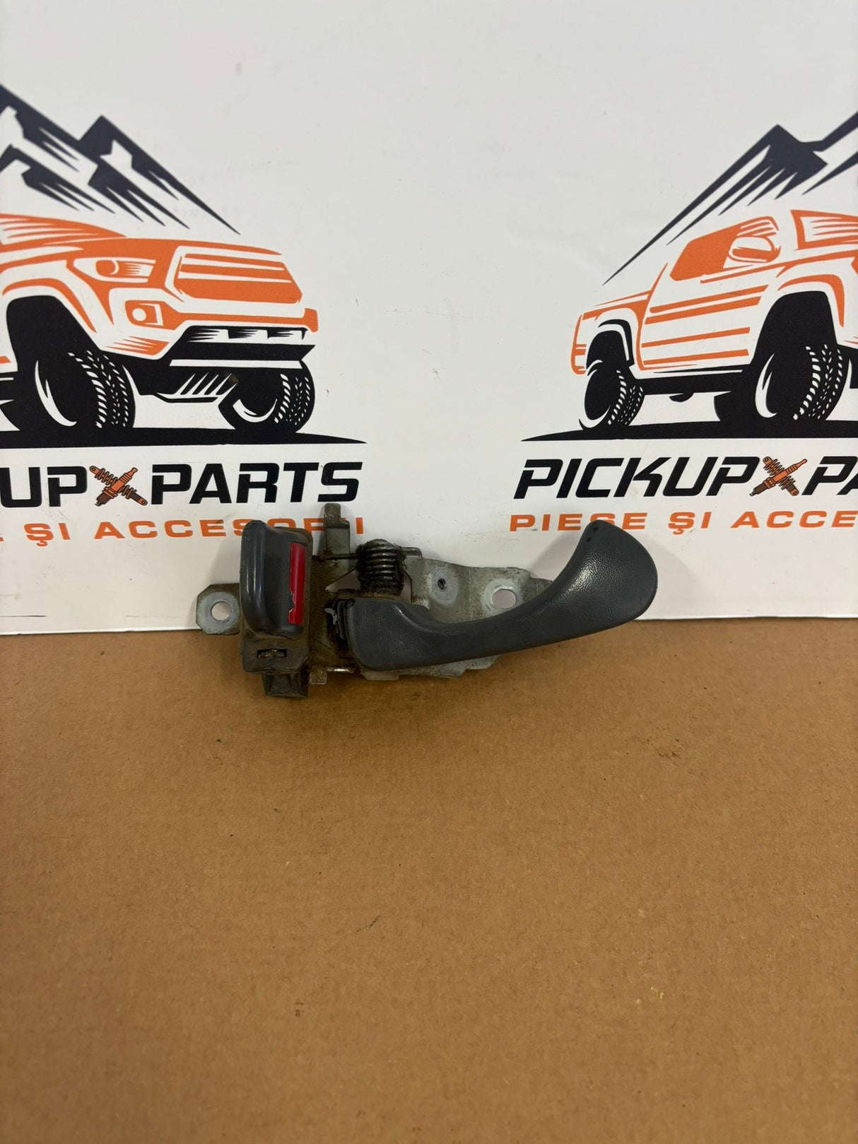 MANER INTERIOR NEGRU MITSUBISHI L200 1999, 2000, 2001, 2002, 2003, 2004, 2005, 2006