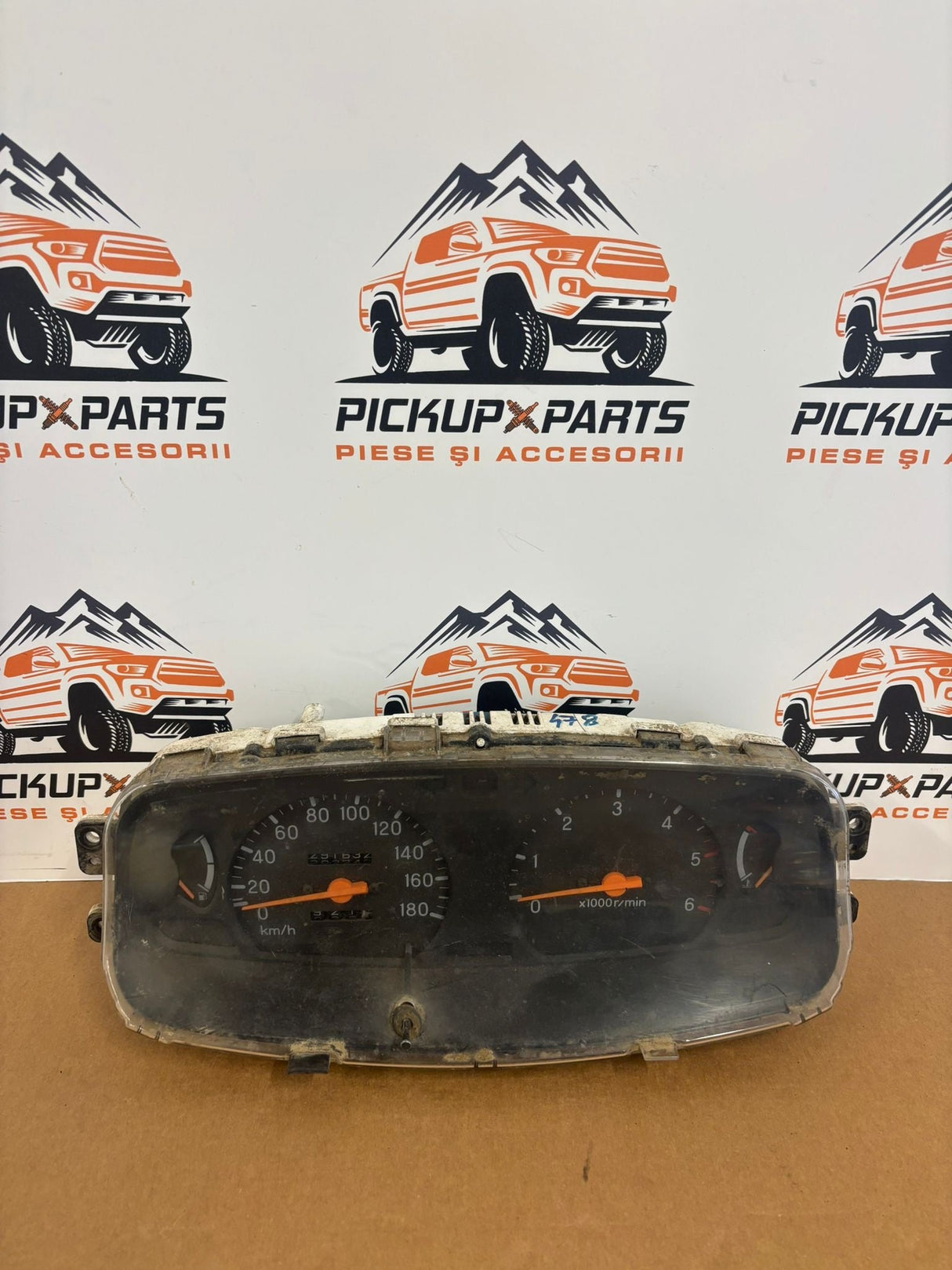 CEAS BORD  MITSUBISHI L200 1999, 2000, 2001, 2002, 2003, 2004, 2005, 2006