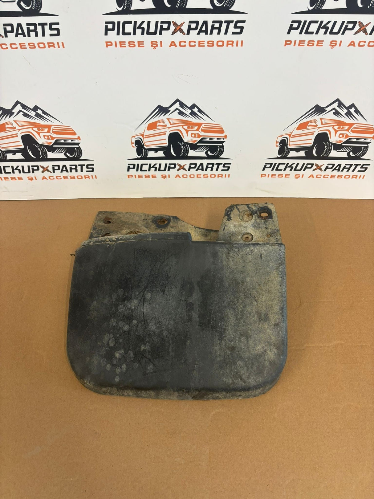 APARATOR NOROI MITSUBISHI L200 1999, 2000, 2001, 2002, 2003, 2004, 2005, 2006