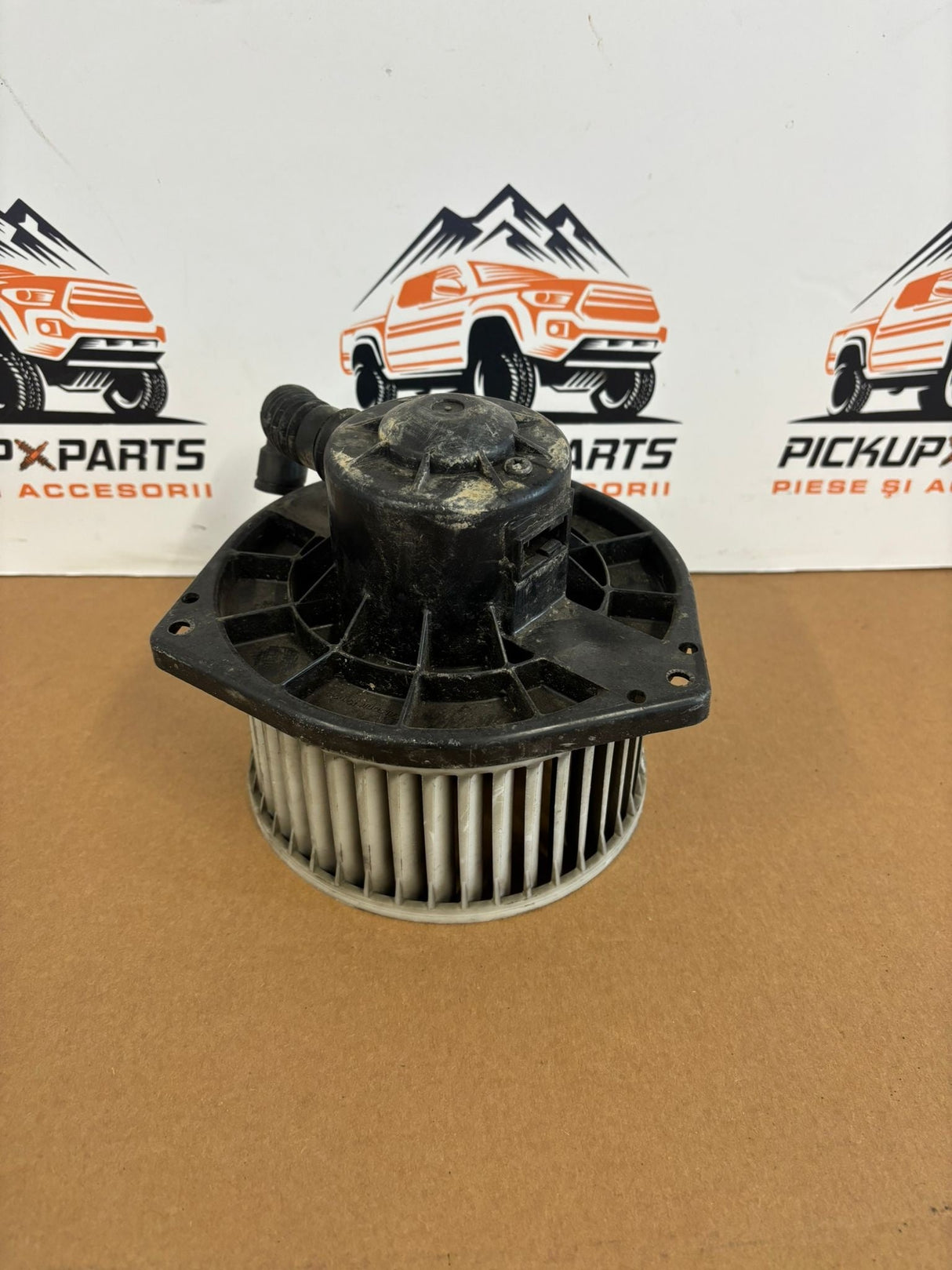 MOTORAS HABITACLU MITSUBISHI L200 1999, 2000, 2001, 2002, 2003, 2004, 2005, 2006