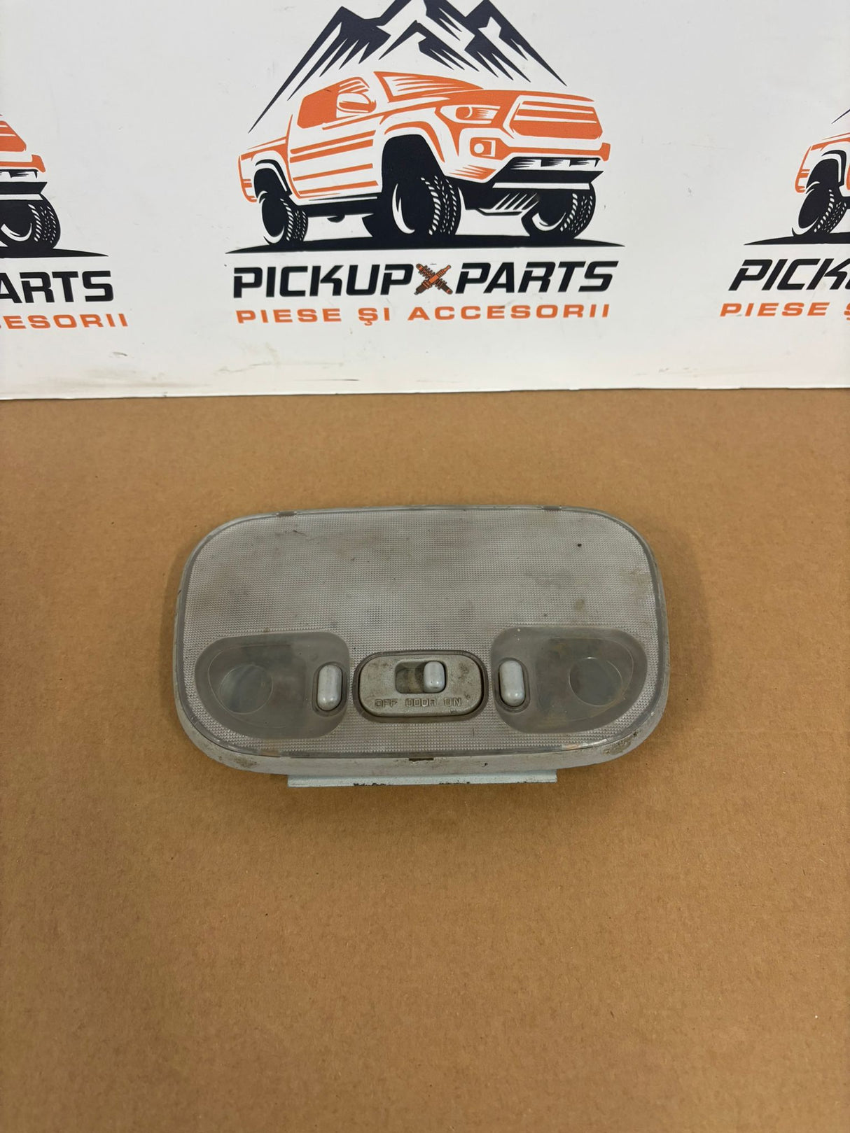 LAMPA PLAFON FORD RANGER/BT-50 2006, 2007, 2008, 2009, 2010, 2011, 2012