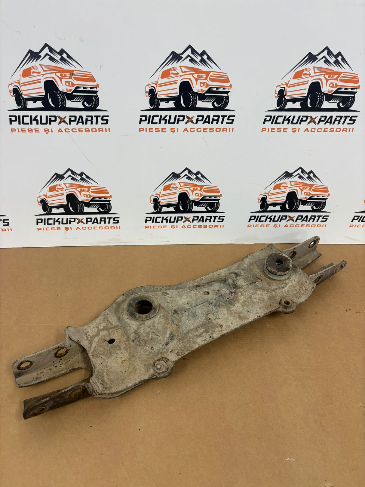 TRAVERSA GRUP FATA FORD RANGER/BT-50 2006, 2007, 2008, 2009, 2010, 2011, 2012