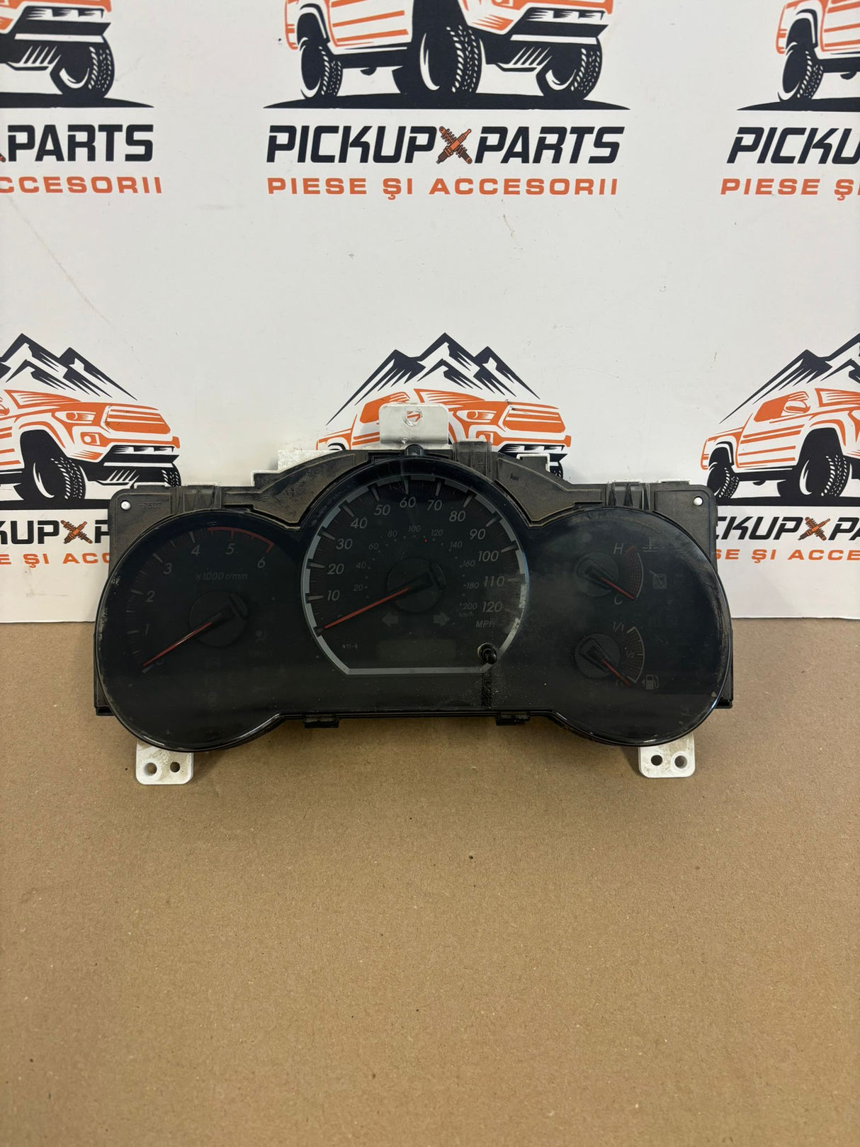 CEAS BORD TOYOTA HILUX 2005, 2006, 2007, 2008, 2009, 2010, 2011, 2012, 2013, 2014, 2015