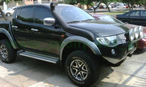 Snorkel Mitsubishi L200 2006-2015, Pajero Sport din 2008-2016 cu rezervor lichid