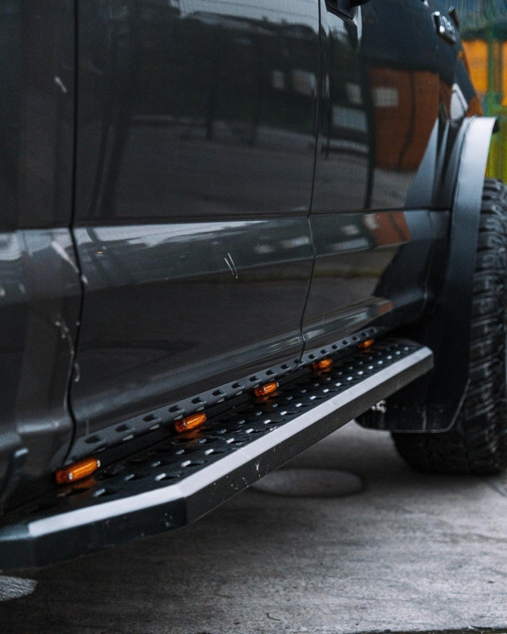 Set praguri laterale Q30 Isuzu D-Max (2006+)